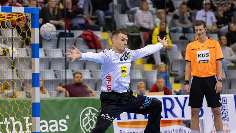 Fabian Apfel (hier gegen den HC Elbflorenz aus Dresden) bleibt zwei weitere Jahre beim HSC 2000 Coburg. Fabian Apfel (hier gegen den HC Elbflorenz aus Dresden) bleibt zwei weitere Jahre beim HSC 2000 Coburg.