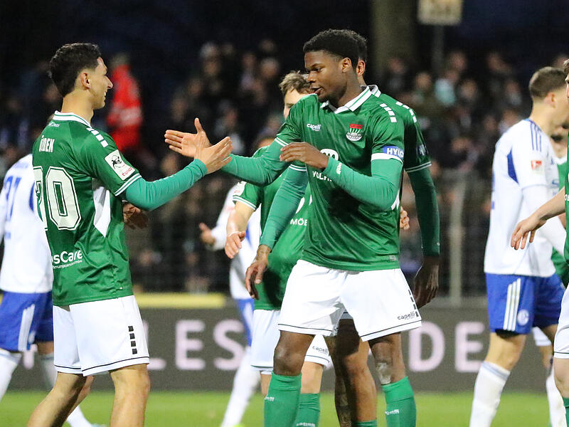 FC 05 Schweinfurt: Sieg im Jubil&auml;umsspiel gegen den FC Schalke 04.