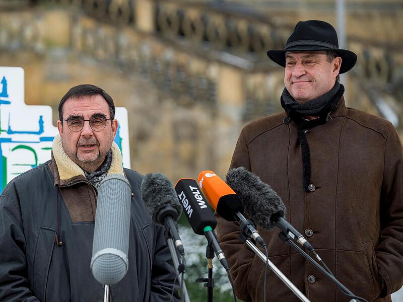 Bei der Winterklausur in Kloster Banz mussten sich CSU-Fraktionschef Klaus Holetschek (links) und Ministerpräsident Markus Söder warm anziehen. Bei der Herbstklausur Ende September an gleicher Stelle wollen sie ihre Vorschläge für eine Staatsrefo...