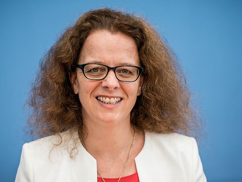 Isabel Schnabel Isabel Schnabel