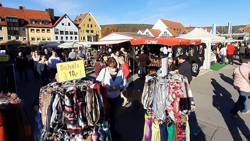 Auf dem EKU-Platz findet der Herbstmarkt statt.