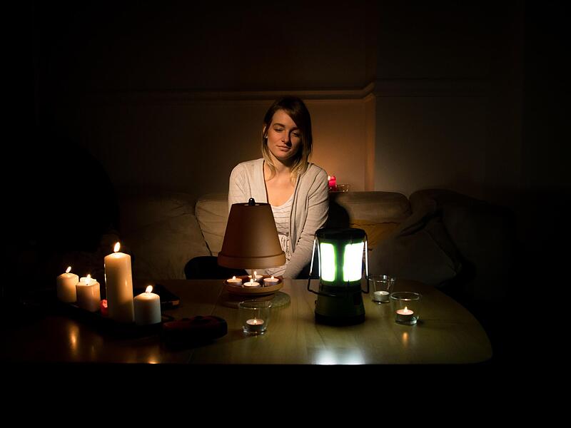 Will man w&auml;hrend eines Stromausfalls nicht im Dunkeln sitzen, sollte man zu Hause immer einen Vorrat an Kerzen und Teelichtern haben.Forchheim & Fr&auml;nkische Schweiz