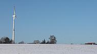 So ruhig und friedlich wie am winterlichen Wochenende am Windrad in Kasberg ging es  beim Thema Windkraft in der Vergangenheit im Landkreis nicht zu.Forchheim & Fränkische Schweiz