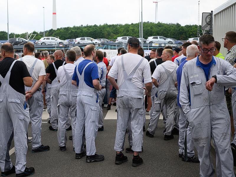 VW-Besch&auml;ftigte in Zwickau