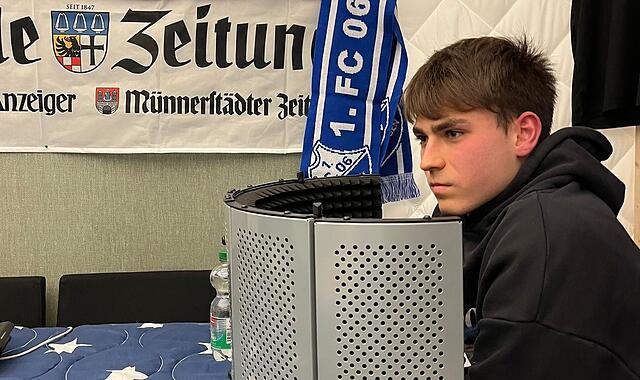 Elias Wehner zu Gast im Rh&ouml;ner Fu&szlig;ball-Podcast