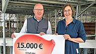 Johannes von Hebel, Vorsitzender des Vorstands der Stadt- und Kreissparkasse Erlangen H&ouml;chstadt Herzogenaurach, und Suanne Gillmann, Pfarrerin der Evangelisch-reformierten Gemeinde Erlangen.Anna Wick