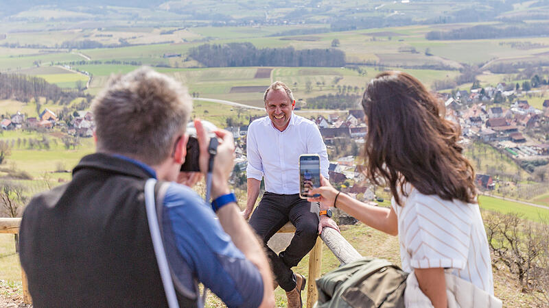 Medienrummel und Galaabende l&auml;gen Thorsten Glauber fern, so beschreiben ihn seine Weggef&auml;hrten. Auch er selbst sagt, am liebsten sei er daheim.