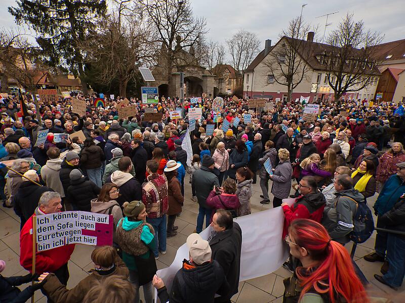Demo f&uuml;r Demokratie in ForchheimDemo f&uuml;r Demokratie in Forchheim