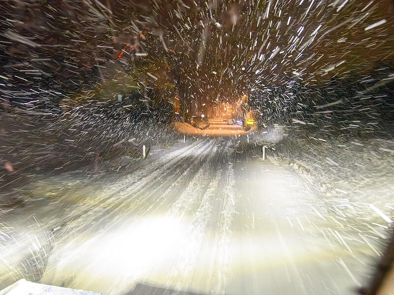 Mit dem Schneepflug unterwegsSchneer&auml;umen im Landkreis Bad Kissingen