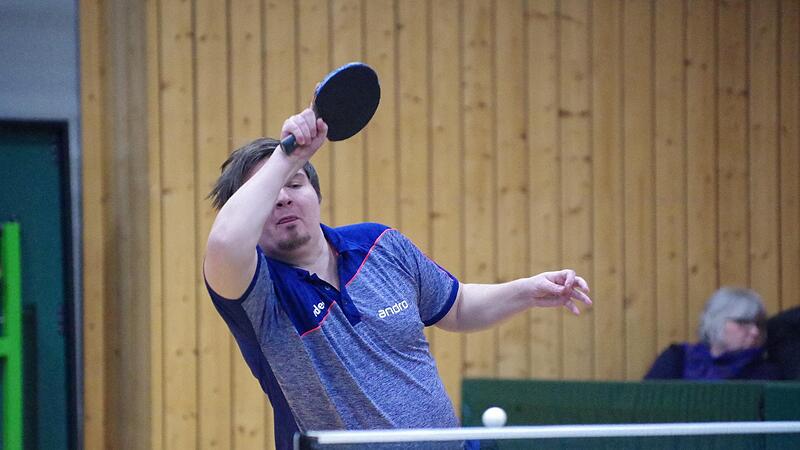 Matchwinner Andreas Eichner: Mit seinem Einzelsieg in der letzten Tagespaarung sorgte Eichner f&uuml;r den Siegpunkt der TS Kronach beim TTC Hof.