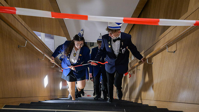 Beginn der Faschingszeit in HerzogenaurachFaschingsbeginn in Herzogenaurach: Das sind die besten Bilder vom Rathaussturm