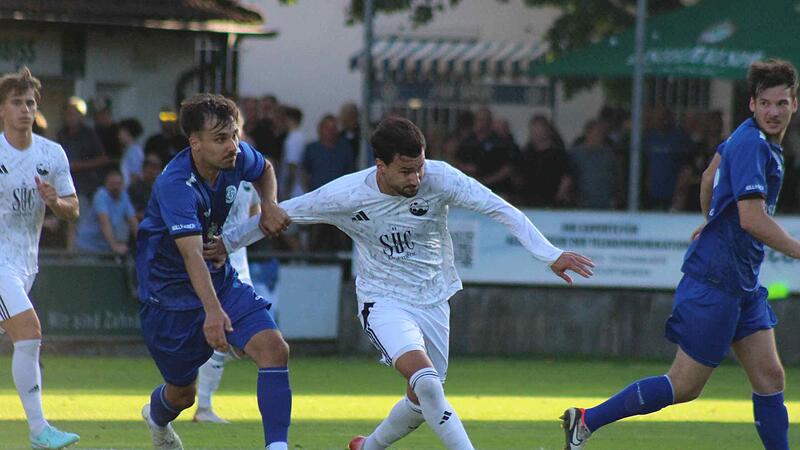 Aykut  Civelek und der FC Coburg gastieren am Samstag um 14 Uhr in der Bayernliga bei der DJK Gebenbach.