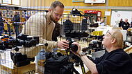 Interessierte Besucher wurden bei der Steinberger Fotobörse gut beraten.