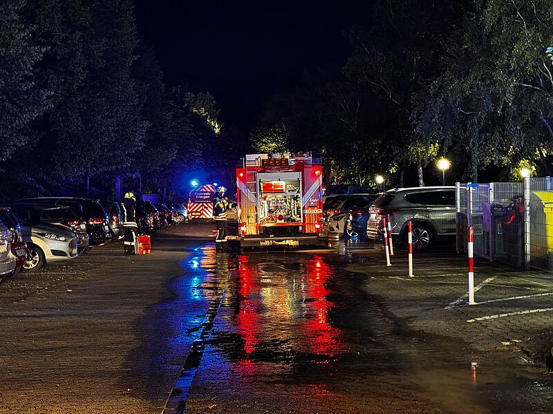 Glück im Unglück: Hochhausbrand in Erlangen endet glimpflichHochhausbrand in Erlangen