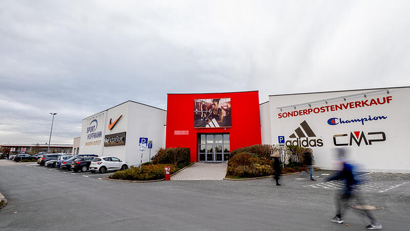 Sport Hoffmann Das Marken-Outlet von Sport Hoffmann in Herzogenaurach. Nächstes Jahr wird das Familienunternehmen von Sportartikelhersteller Adidas übernommen.