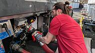Den Transport von Wasserstoff als Energieträger sicher und ungefährlich machen: Daran arbeitet Hydrogenious LOHC Technologies seit 2013 in Erlangen.