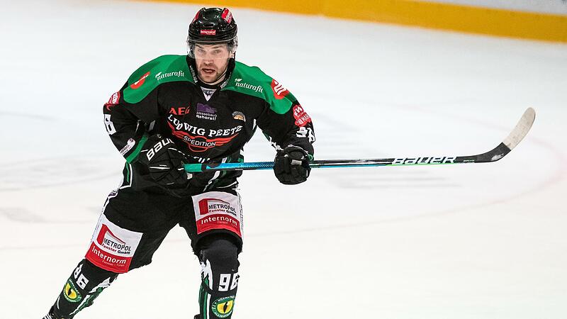 Anton Seewald traf gegen den EV Füssen wenige Sekunden vor Schluss und machte so den Deckel drauf.