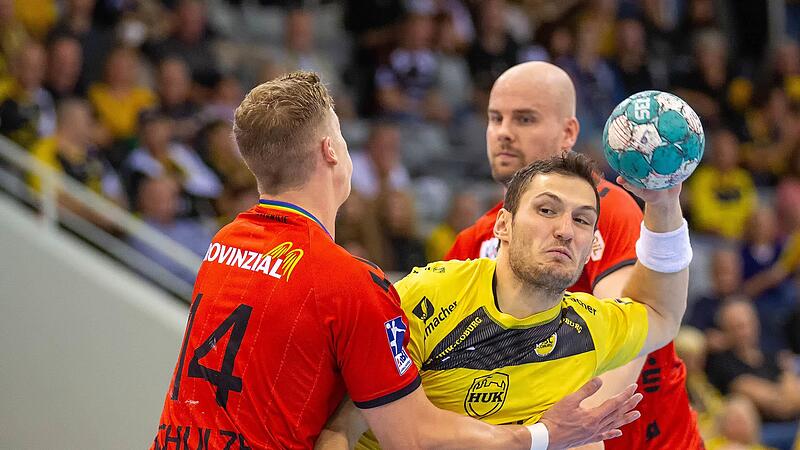 Merlin Fuß (M.) und der HSC 2000 Coburg bekommen es am Freitagabend um 19.30 Uhr beim ASV Hamm-Westfalen erneut mit einem Spitzenteam der 2. Handball-Bundesliga zu tun. Merlin Fuß (M.) und der HSC 2000 Coburg bekommen es am Freitagabend um 19.30 Uhr beim ASV Hamm-Westfalen erneut mit einem Spitzenteam der 2. Handball-Bundesliga zu tun.