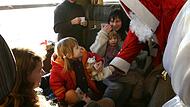 Die Nikolausfahrten bei der Dampfbahn Fränkische Schweiz sind vor allem bei Familien beliebt.Forchheim & Fränkische Schweiz