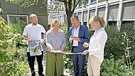 Zum Start des Projekts &bdquo;Auf lokaler Mission&ldquo;: Landrat Mario G&ouml;tz (3. von links) mit Felix Gantner, Kulturmanagement, Anke Barthel, Regionalmanagement und Cordula Kuhlmann, Leitung Regionalentwicklung (von links).