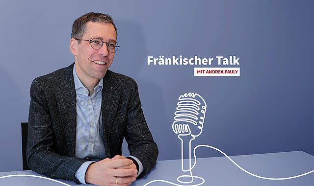 Marcus Rudolf Axt, Intendant der Bamberger Symphoniker, erlaubt im Podcast "Fr&auml;nkischer Talk" mit Andrea Pauly Einblicke hinter die Kulissen des Orchesters