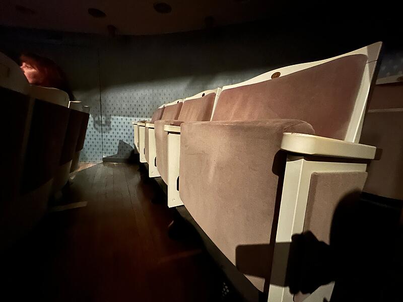 Auf dem Weg zum Lost Place? Das Landestheater Coburg steht seit Mitte 2023 leer und wartet auf seine Sanierung.