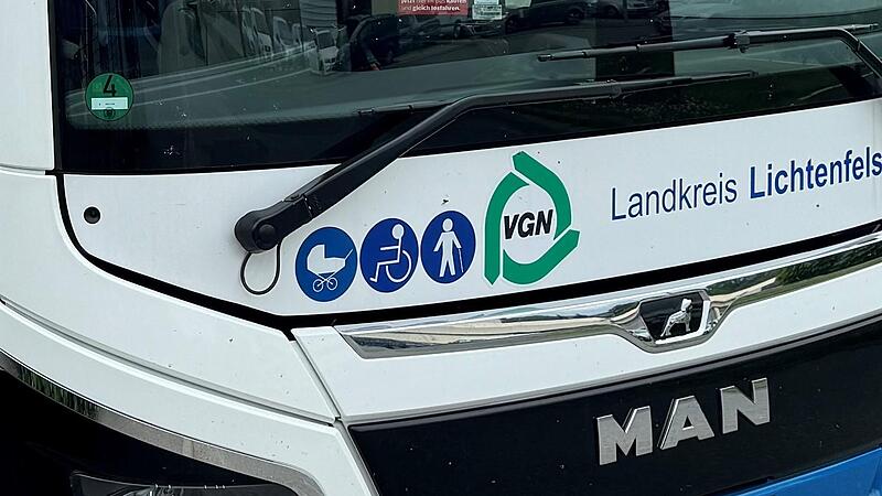 Sch&uuml;ler im Landkreis Lichtenfels nutzen ihre Fahrkarten vor Beginn des Schuljahres.