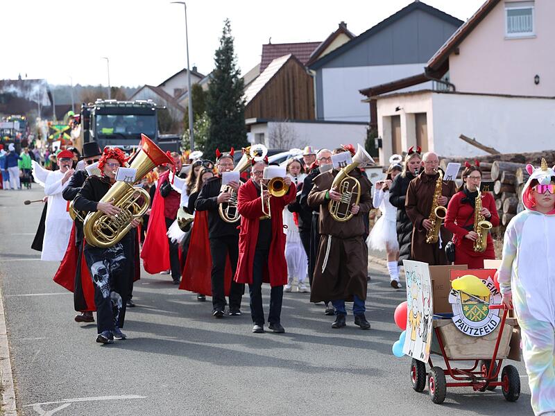 Faschingsumzug Pautzfeld 2025Faschingsumzug Pautzfeld 2025 Faschingsumzug Pautzfeld 2025Faschingsumzug Pautzfeld 2025