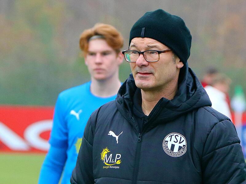 Der Neudrossenfelder Trainer Matthias Nagel geht mit der Bayernliga-Reserve nach dem Auftaktsieg in Eckersdorf mit breiter Brust ins Duell beim Spitzenreiter.