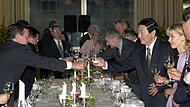 Gerhard Schr&ouml;der und Zhu Rongji