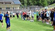 Fu&szlig;balltraining hautnah mit Tobias Burger (links) im Weismainer Waldstadion.GFT Oberfranken