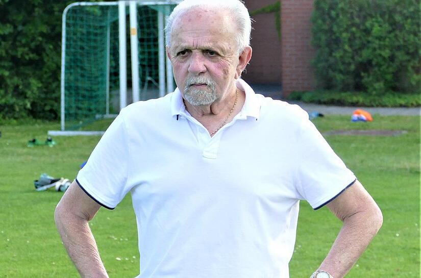 G&uuml;nter Blenk war &uuml;ber zw&ouml;lf Jahre als Stadionsprecher f&uuml;r den FC Eintracht Bamberg t&auml;tig.