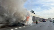 A73 bei Forchheim: Lkw geht in Flammen auf - Vollsperrung eingerichtet