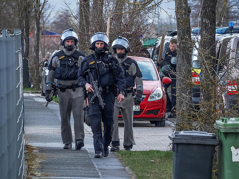 Am Mittwoch, 11. M&auml;rz, ist es in der Stra&szlig;e An der Galgenbr&uuml;cke in Baiersdorf zu einem Raub&uuml;berfall auf ein Fliesengesch&auml;ft gekommen.