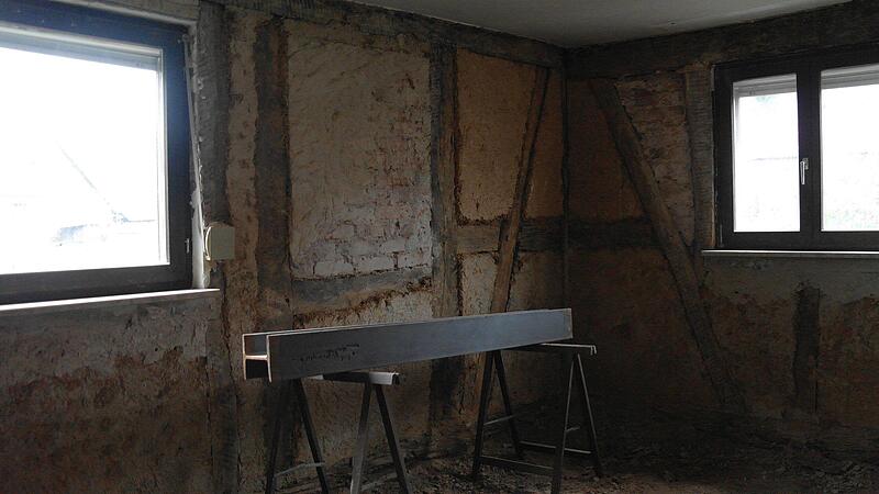 Eine Wohnzimmerwand 2019