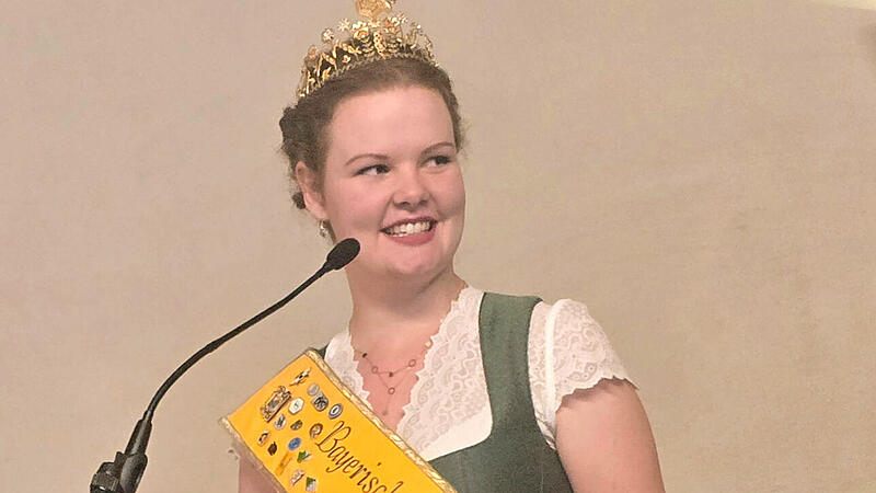 Bayerische Honigprinzessin Anja Bürzer, Die Bayerische Honigprinzessin Anja Bürzer war zum Imker-Treffen nach Mühlhausen gekommen.