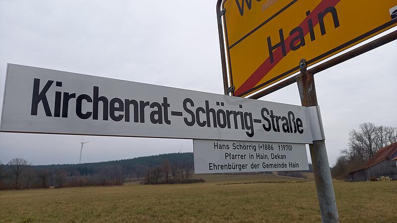Neuer Stra&szlig;enname: Hains einziger Ehrenb&uuml;rger Sch&ouml;rrig geehrt