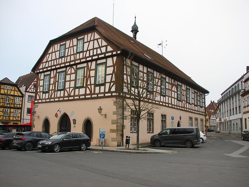 Das Rathaus in M&uuml;nnerstadtadt