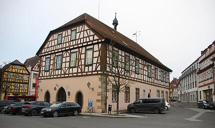 Das Rathaus in M&uuml;nnerstadtadt