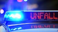 Polizei sichert Unfallstelle Polizei sichert Unfallstelle