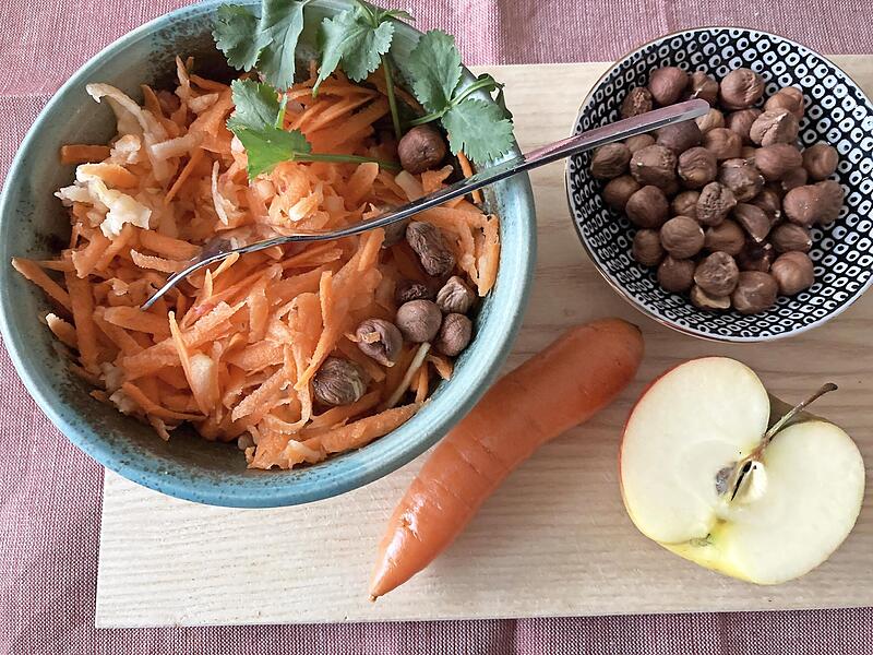 Obst, Gem&uuml;se, N&uuml;sse helfen beim Abnehmen.