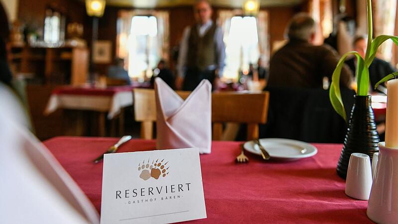 Reserviert, aber trotzdem ist der Tisch leer geblieben: F&uuml;r viele Gastronomie-Betriebe in Unterfranken sind geplatzte Reservierungen ein Problem. Manche Lokale denken deshalb &uuml;ber Stornogeb&uuml;hren nach.&nbsp;