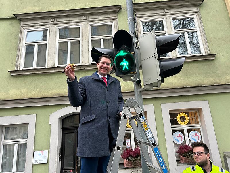 Coburger Bratwurst-AmpelCoburger Bratwurst-Ampel Coburger Bratwurst-Ampel in Betrieb gegangen