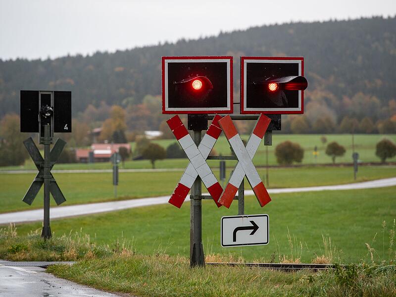 Unbeschrankter Bahnübergang