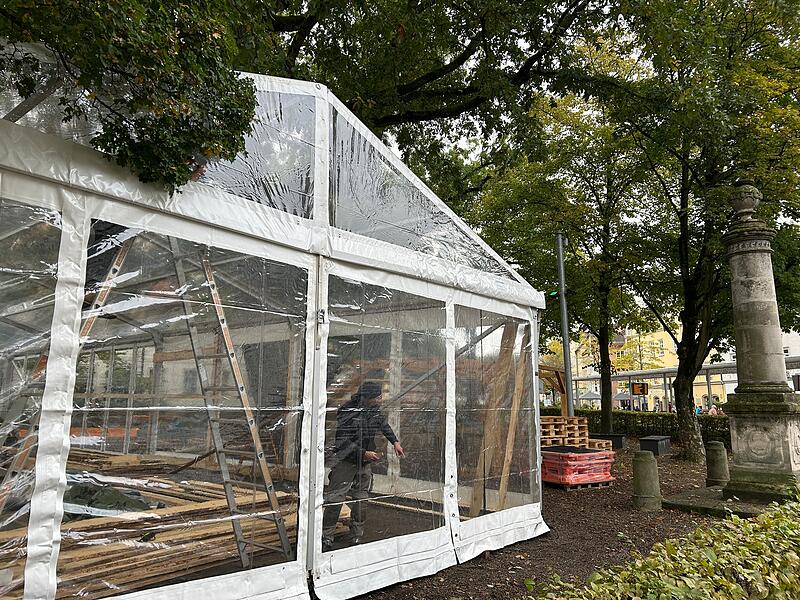 Josiashütte Coburg Auch in den kommenden Wintermonaten gibt es in Coburgs größtem Biergarten, dem "Josiasgarten", wieder einen Hüttenbetrieb.