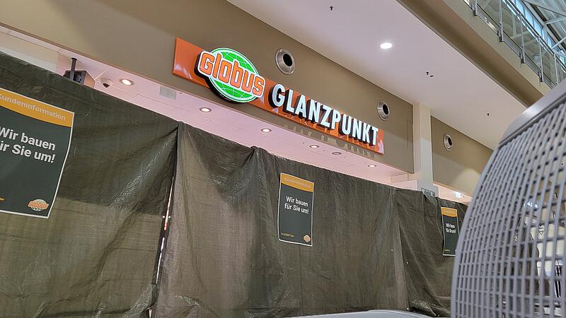 Der Globus-Juwelier &bdquo;Glanzpunkt&ldquo; wurde in der Nacht von Sonntag auf Montag ausgeraubt.