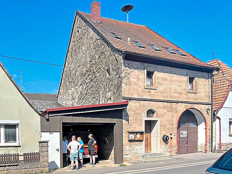 Bisher ist die Feuerwehr Limbach in sehr beengten Verh&auml;ltnissen in der Hauptstra&szlig;e untergebracht. G&uuml;nther Geiling