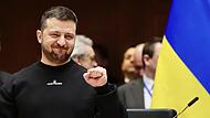 Wolodymyr Selenskyj, Präsident der Ukraine,  gab sich beim  EU-Gipfel im Europäischen Parlament kämpferisch.
