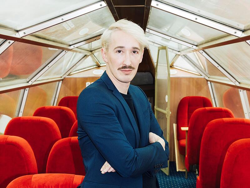 Neil Barry Moss Die Fahrt soll weitergehen: Der Vertrag mit Neil Barry Moss als Intendant des Coburger Landestheaters ist um zwei Jahre verlängert worden.