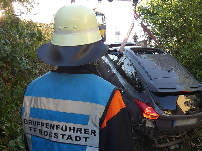 Bei einem schweren Verkehrsunfall auf der Bundesstraße 26 nahe Eltmann ist am frühen Sonntagmorgen (10. Juli) ein Autofahrer verletzt worden.